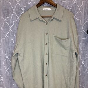 Oak and fort sage green button up